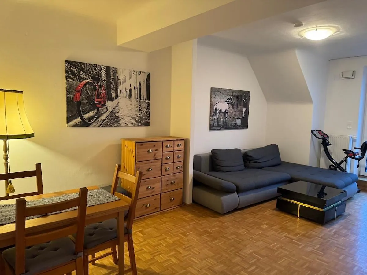 Cozy Apartment With Balcony Near Yppenplatz! Vienna Austria